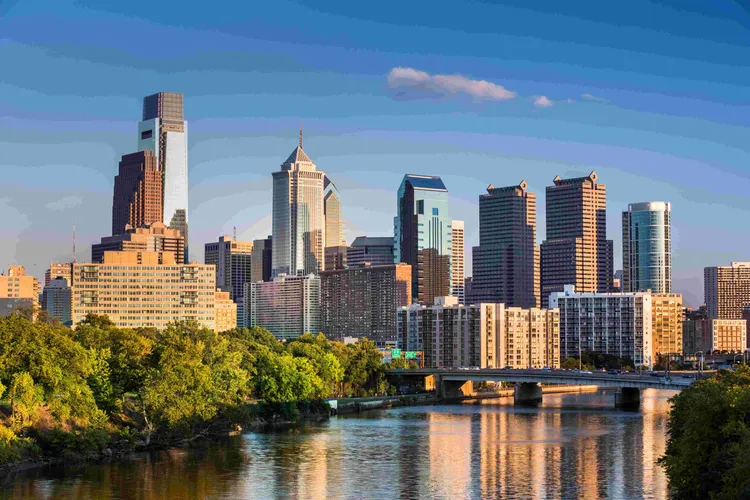 「費城」今年迎來美國建國250週年慶典與多項國際頂尖運動賽事。Booking.com提供