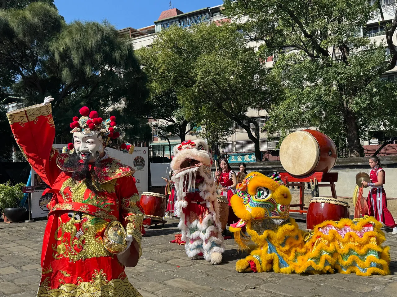 國定古蹟林本源園邸農曆春節期間，將於初二開園，邀請民眾一起接財神、祈好運。文化局提供