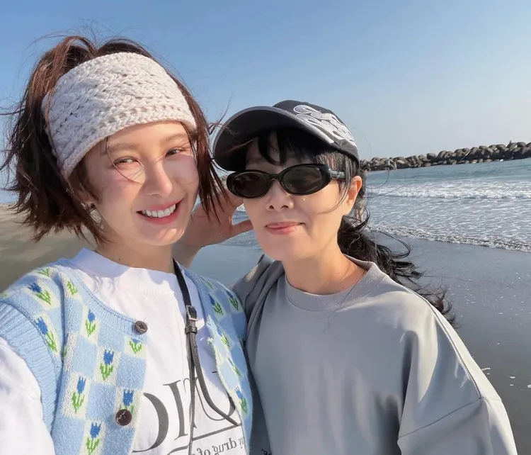 安心亞今年過年帶媽媽到台南走春。翻攝自安心亞IG