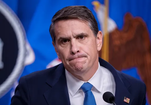 證據駭人卻草草結案？美司法部：「淫魔富豪案」恐不再起訴