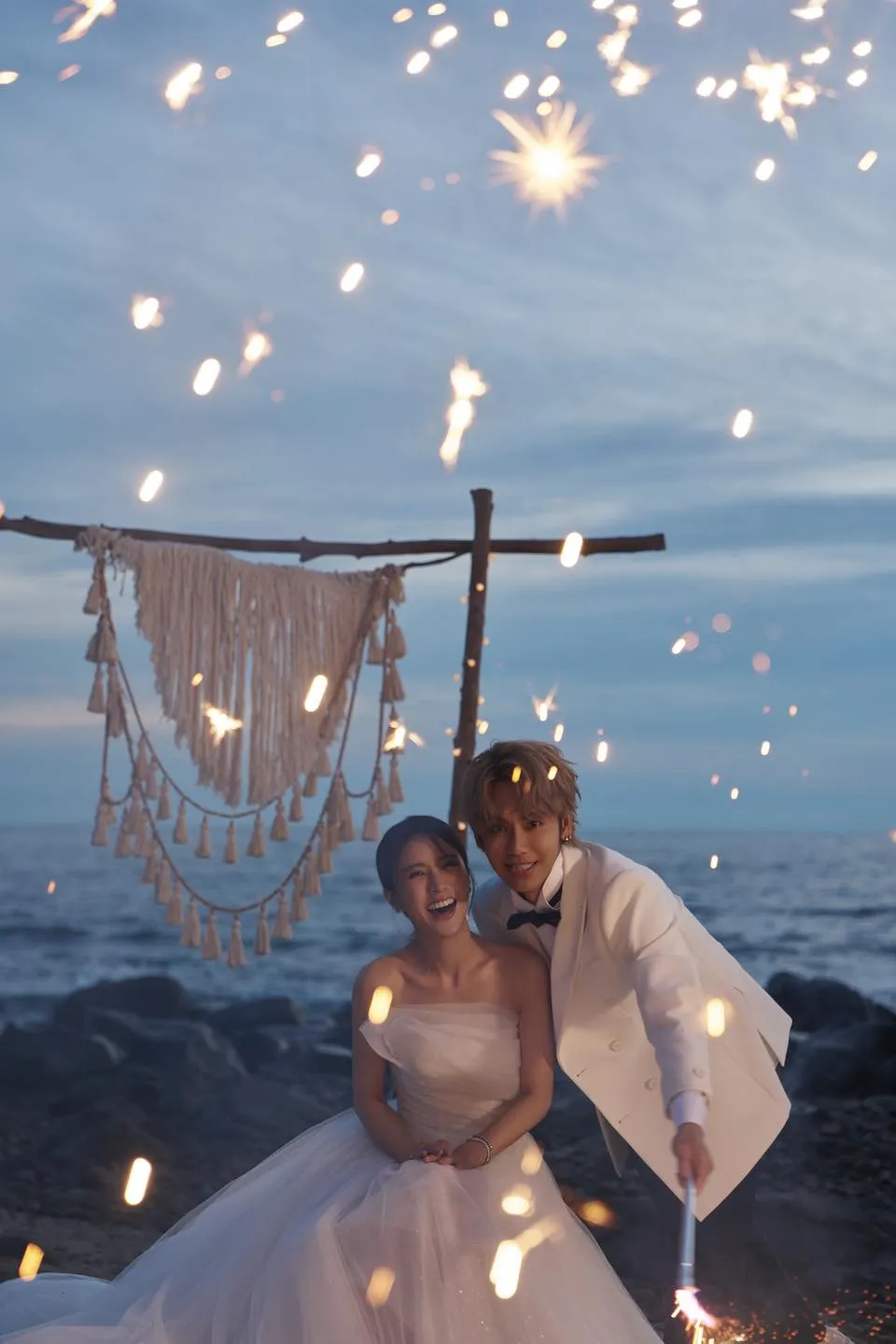 鼓鼓與大元公開婚紗照。翻攝鼓鼓臉書