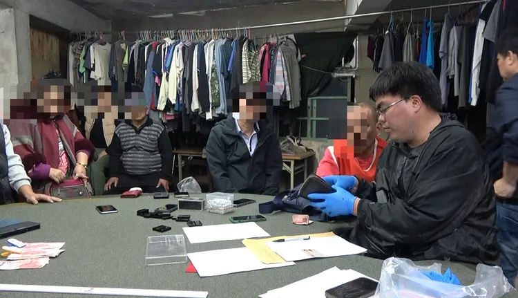 林口警破獲郊區賭場。翻攝畫面