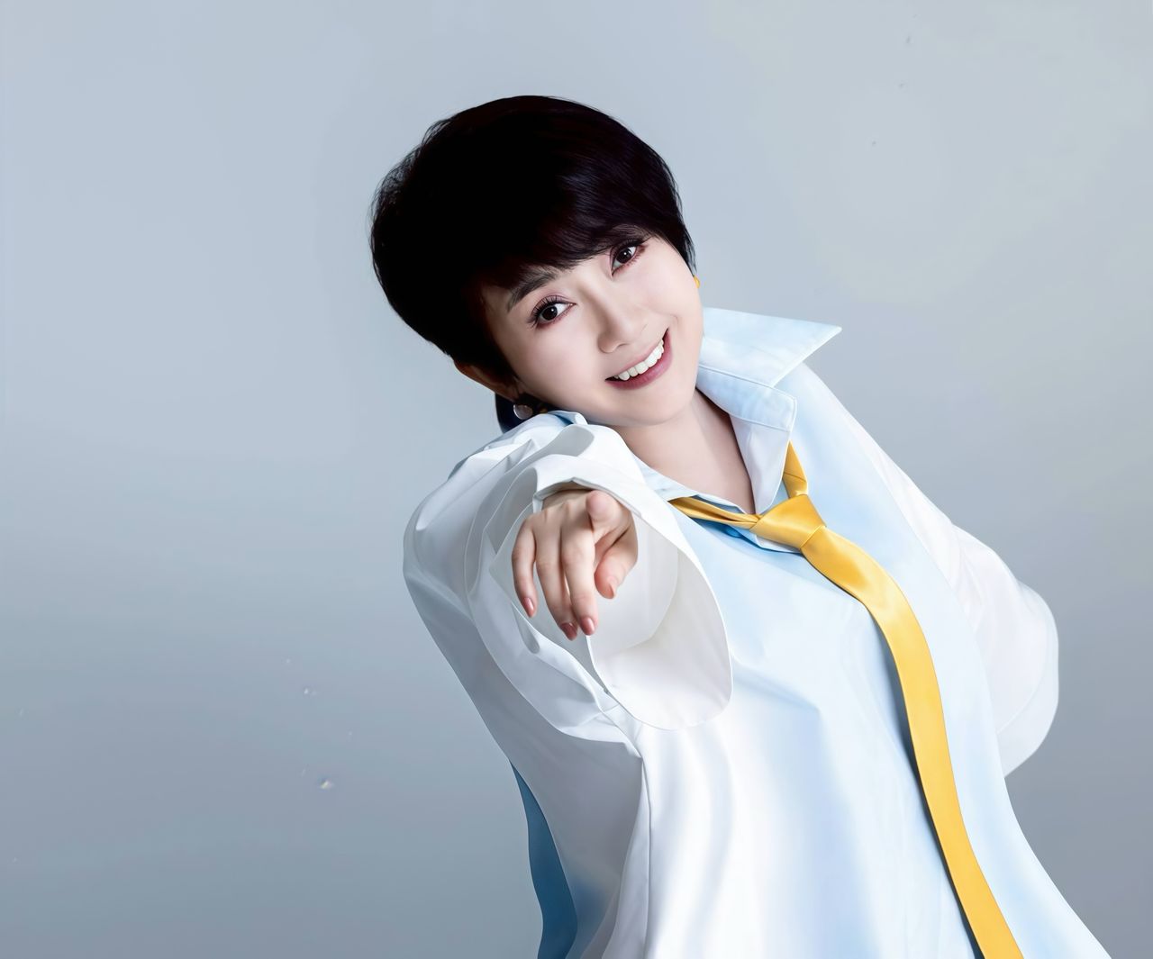 玉女歌手負債1億窮到全身只剩298元 被富商金援悍拒:不談無愛之戀