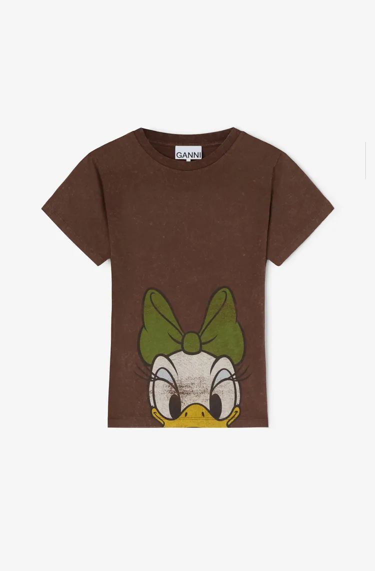 GANNI X DISNEY黛西合身短袖上衣（菊苣咖啡），5800元。品牌提供