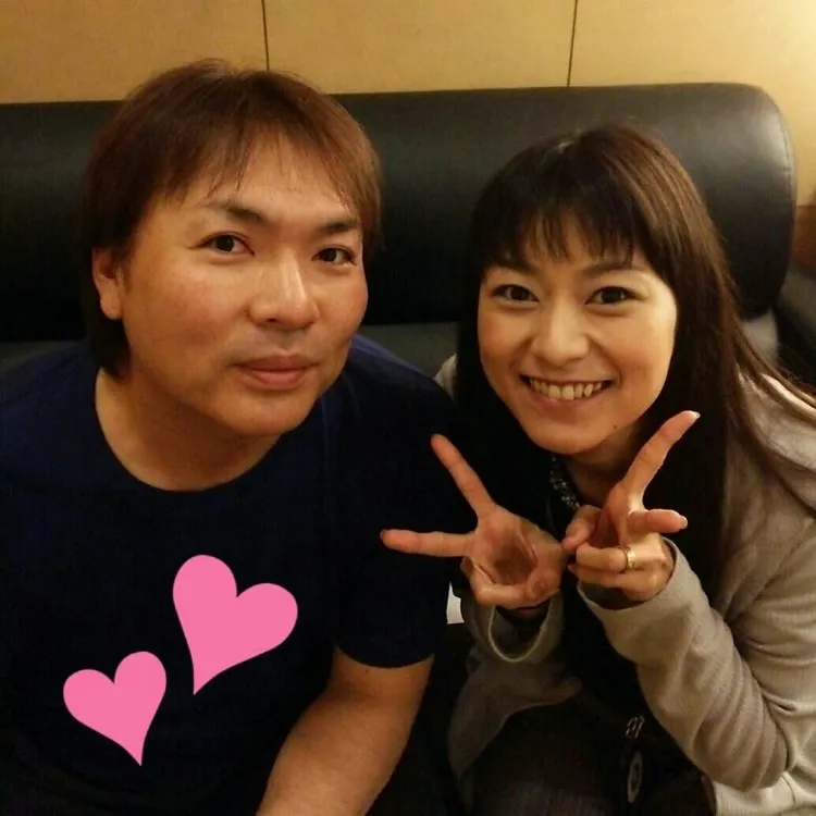 真矢（左）和石黑彩在2000年5月結婚。翻攝石黑彩部落格