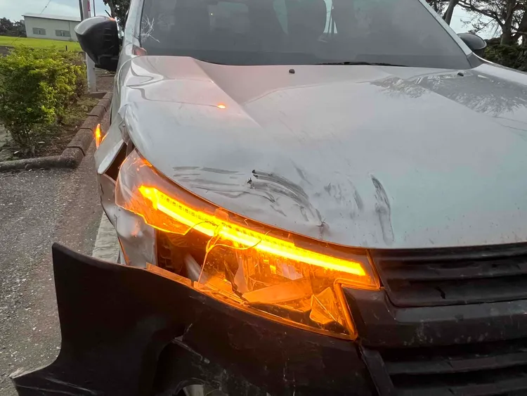 肇事的自小客車。民眾提供