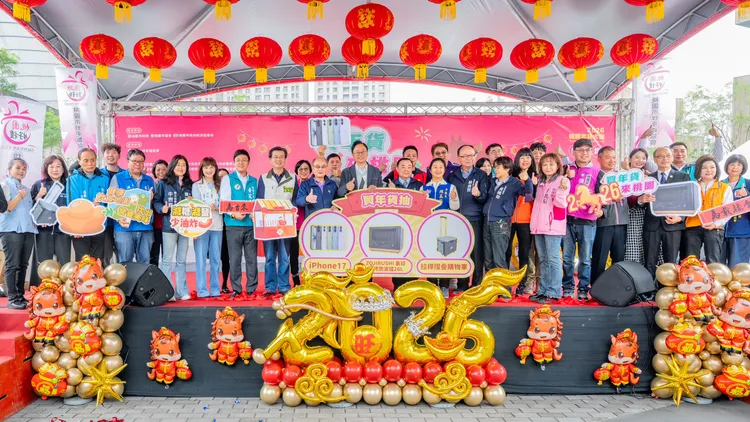 桃園市年貨大街今開幕。桃園市府提供