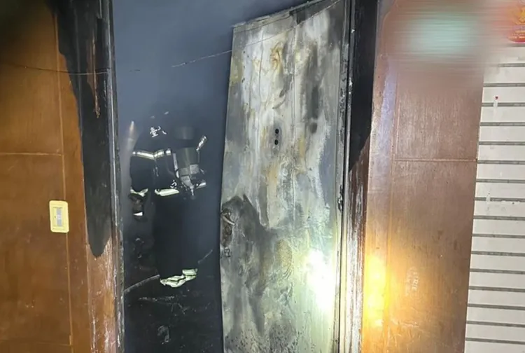 1男1女住戶躲浴室不幸身亡。翻攝畫面