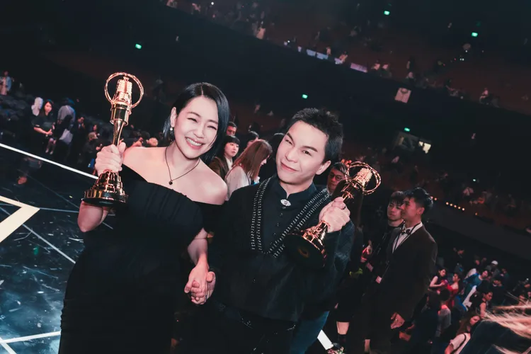 小Ｓ重回節目搭檔派翠克。東森綜合提供