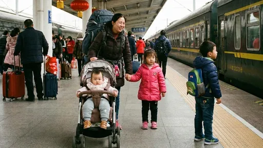 媽媽「一打三」趕火車　先丟7歲長子、又丟4歲女兒