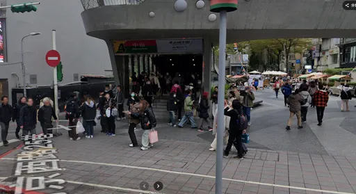 北捷中山站深夜驚魂！男口袋插2把水果刀搭末班車　乘客嚇壞急求救