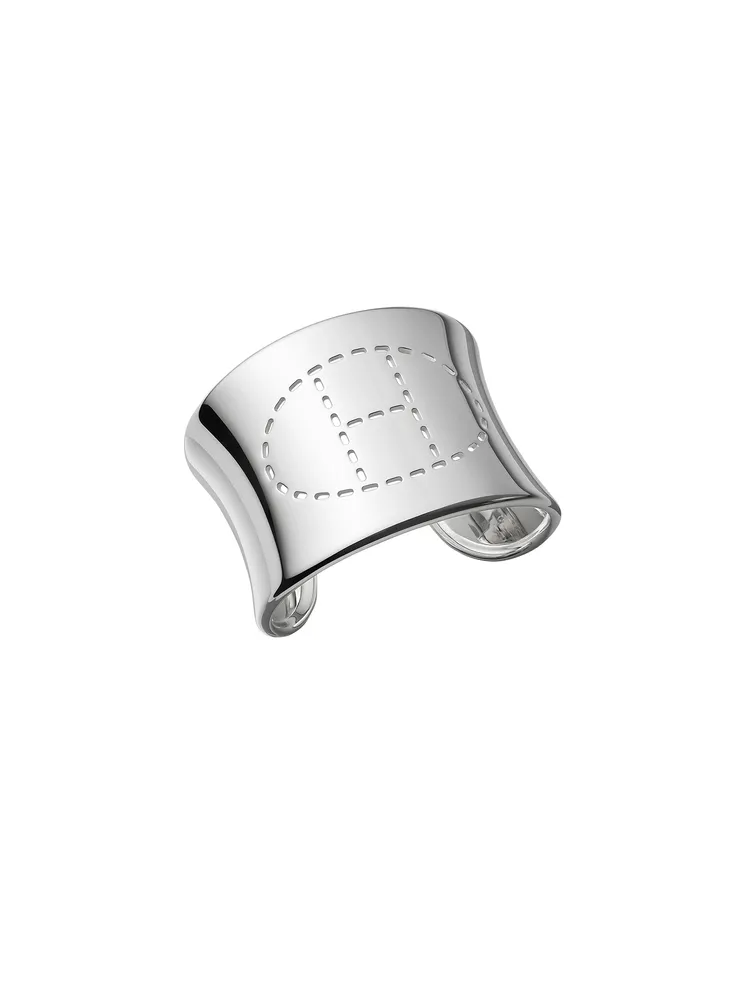 Point Sellier 純銀手環，11萬5400元。品牌提供