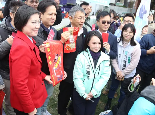 徐欣瑩掃街與柯文哲同框挨轟　知情人士爆：有心人刻意扭曲事實