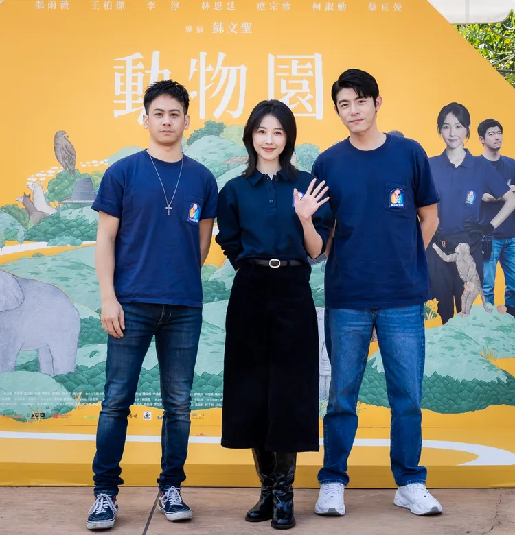李淳（左起）、邵雨薇、王柏傑重返《動物園》上班。南瓜電影有限公司提供