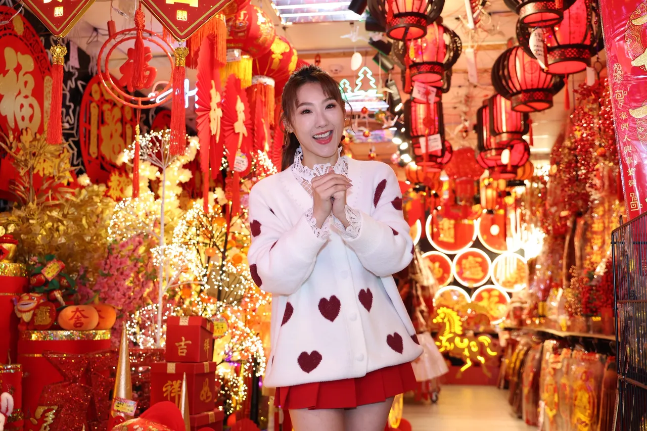 豬哥亮愛女謝金晶驚曝右乳冒3公分硬塊　急赴台大穿刺檢查