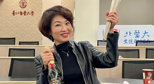 吳中純生前發文1句話疑洩病況　一家三口最後吃飯畫面曝光