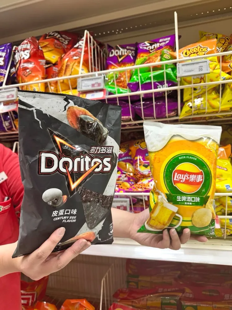 愛買量販公開獵奇口味銷售排名。業者提供