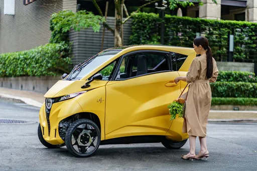 三輪電動車「騎」上路！交通部擬開放駕艙機車　採機車號牌