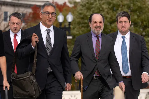 小酒商硬槓白宮巨獸！「他」把川普告上最高法院還贏了