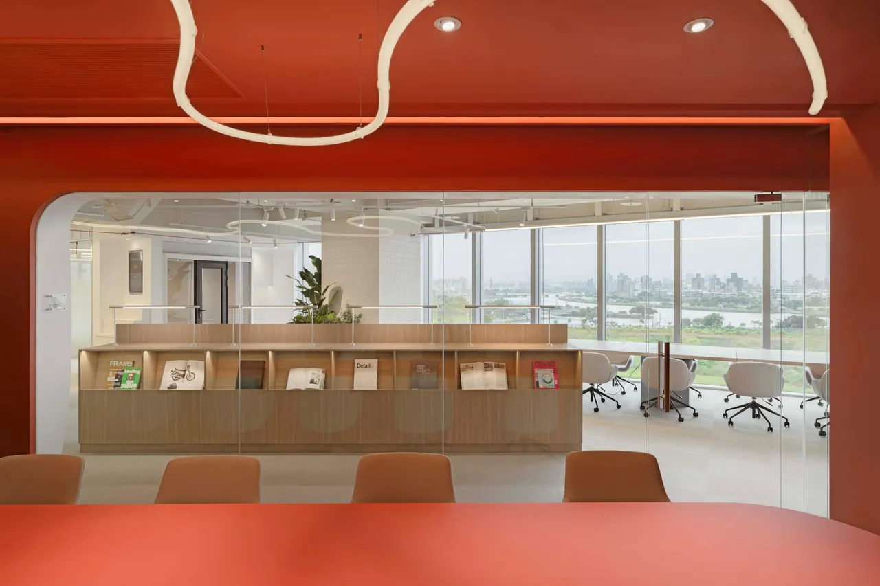 貳樓推10K跑者挑戰送餐點！2/22加碼升級早午餐　員工福利直攻七大馬