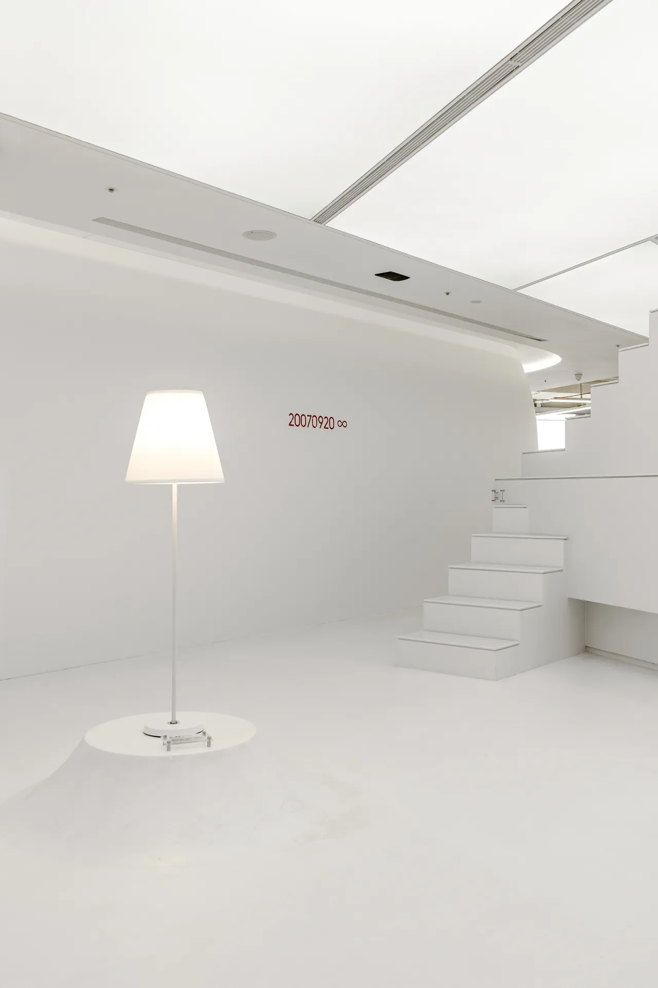 貳樓好日空間以策展形式打造凝聚文化與創意的品牌基地。業者提供