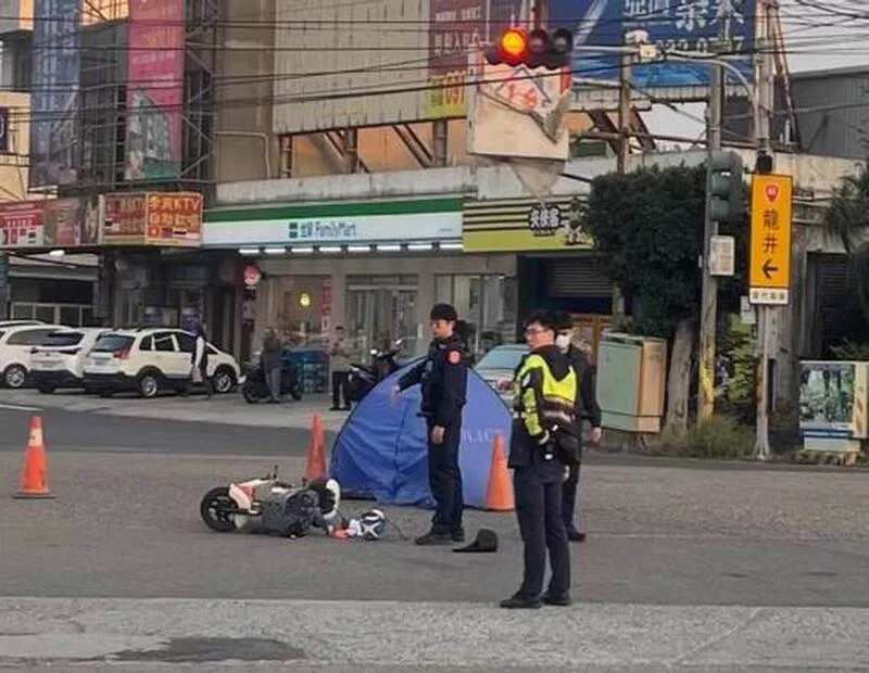 事故發生在彰化縣伸港鄉興工路與中興路口。民眾提供