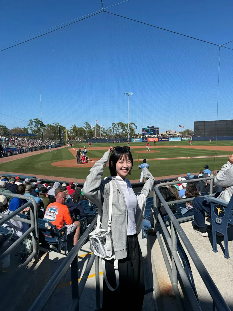 籃籃奔MLB春訓現場。翻攝籃籃IG