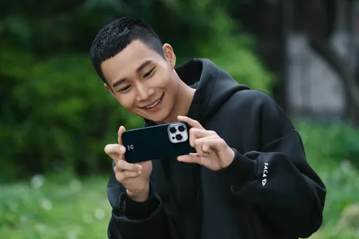 SACA服飾88折、限定組合搶新春市場　金鐘演員黃冠智出任品牌好友