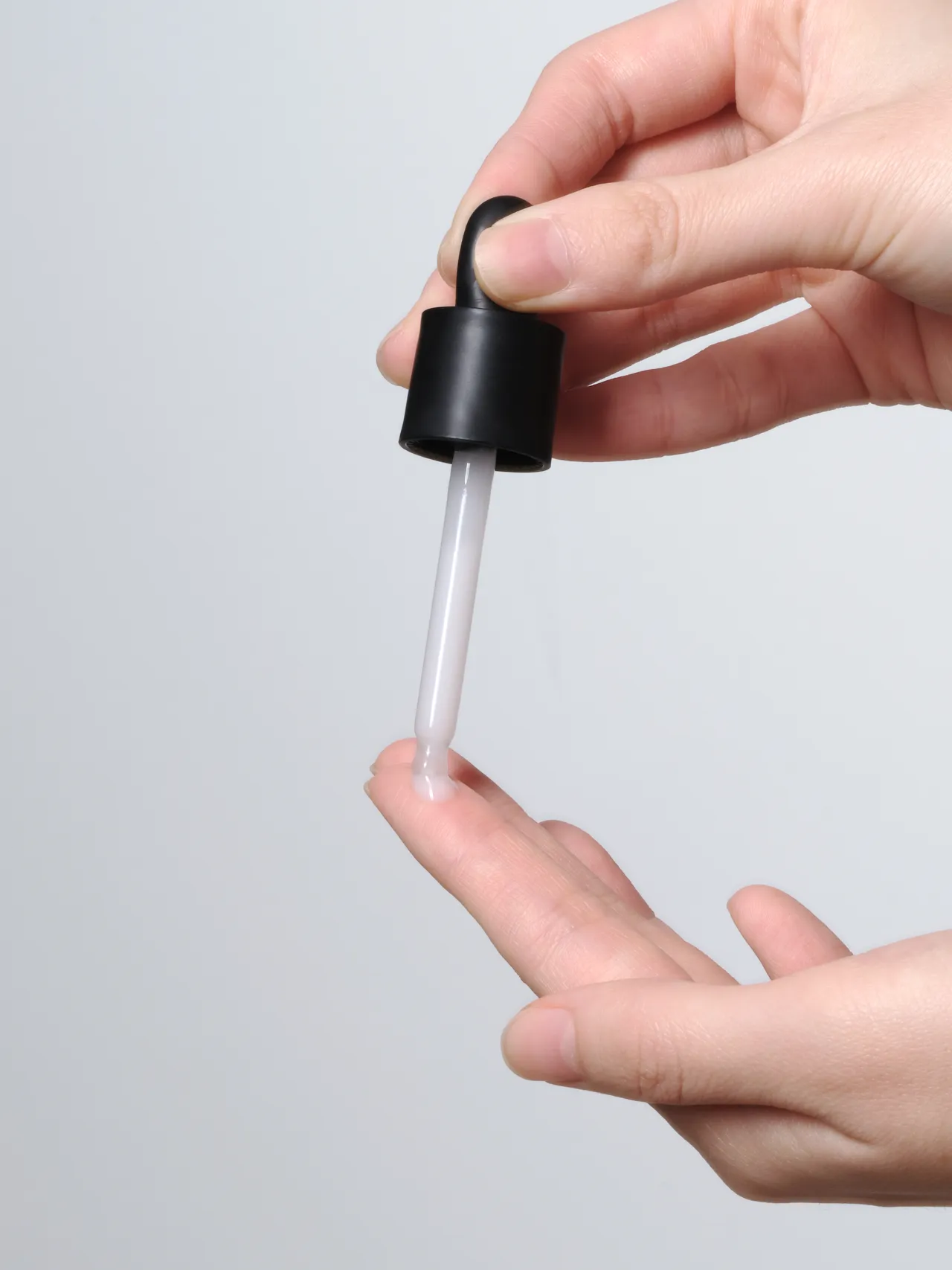 SISTER ANN S-EGF緊緻賦活安瓶精華，30ml／1500元。品牌提供