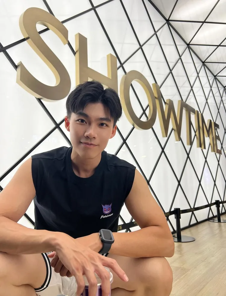 韓韓擁有壯碩身材。翻攝韓韓IG