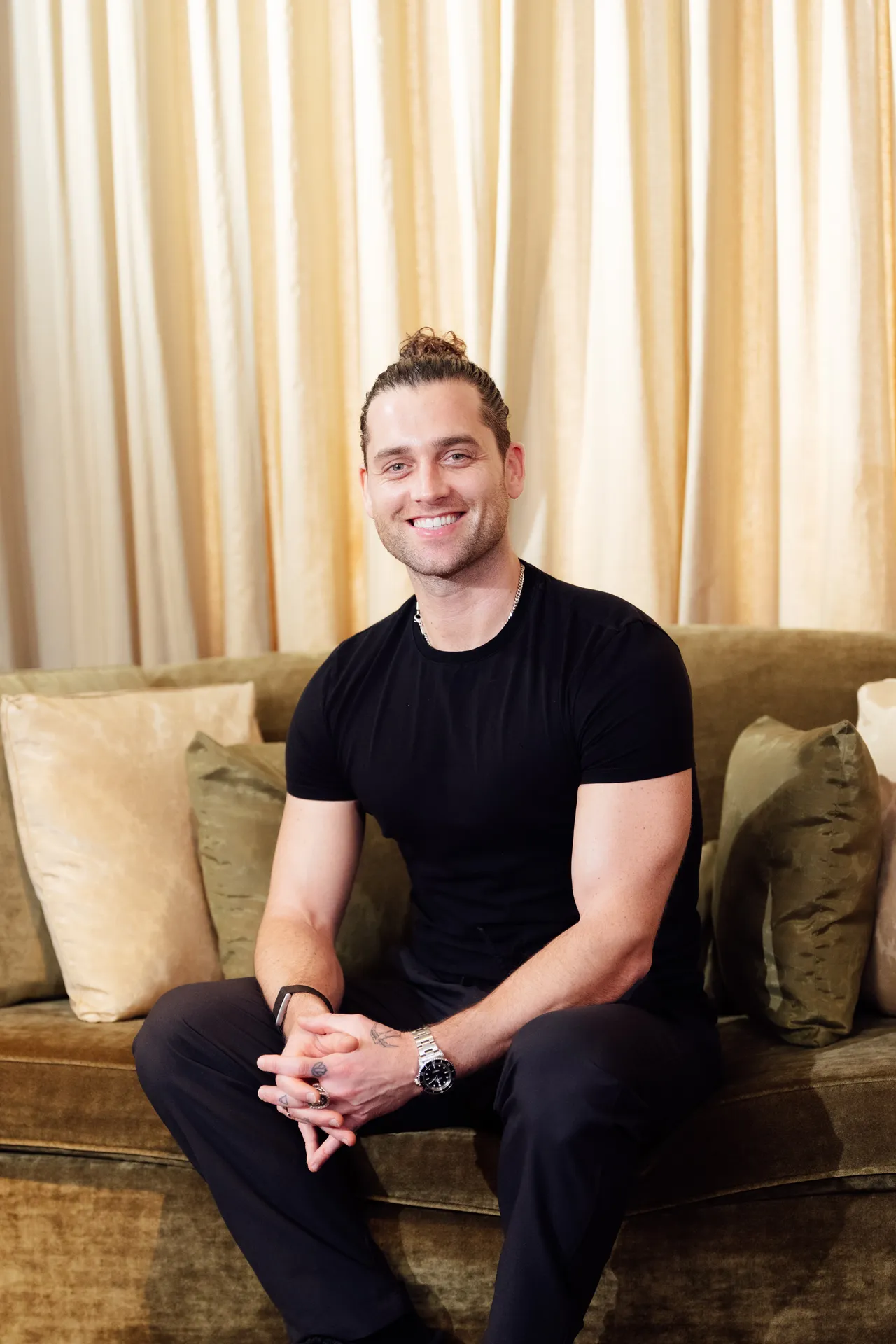 布萊德利賈登不忌口，很喜歡台灣美食。寬宏藝術提供