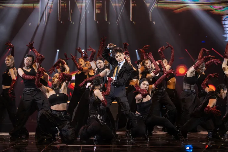 林志穎睽違16年重返紅白，經典神曲連發。台視提供