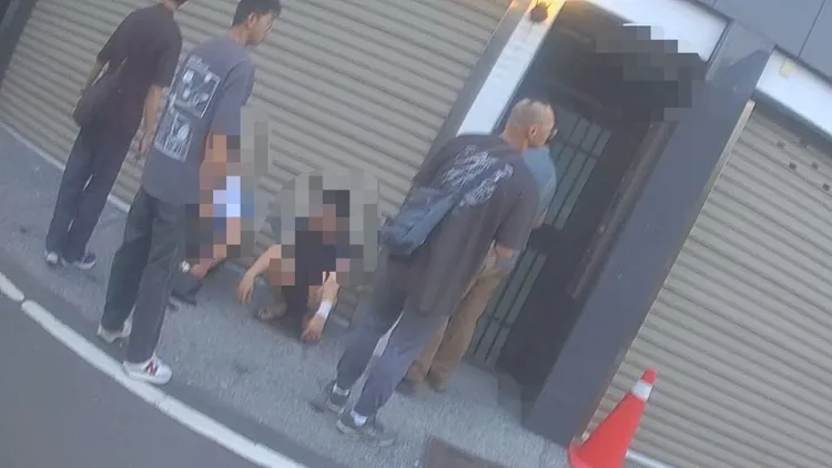 警方攻堅，一舉查緝洪姓毒販等8人。翻攝畫面