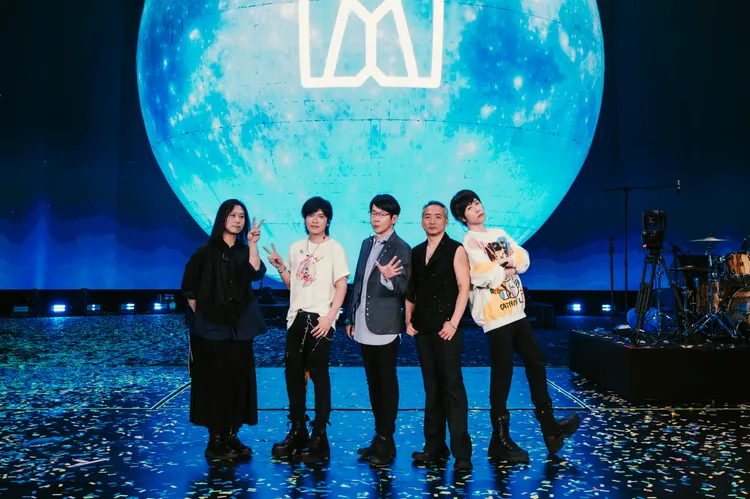 五月天時隔3年、日前於大馬開唱。相信音樂提供