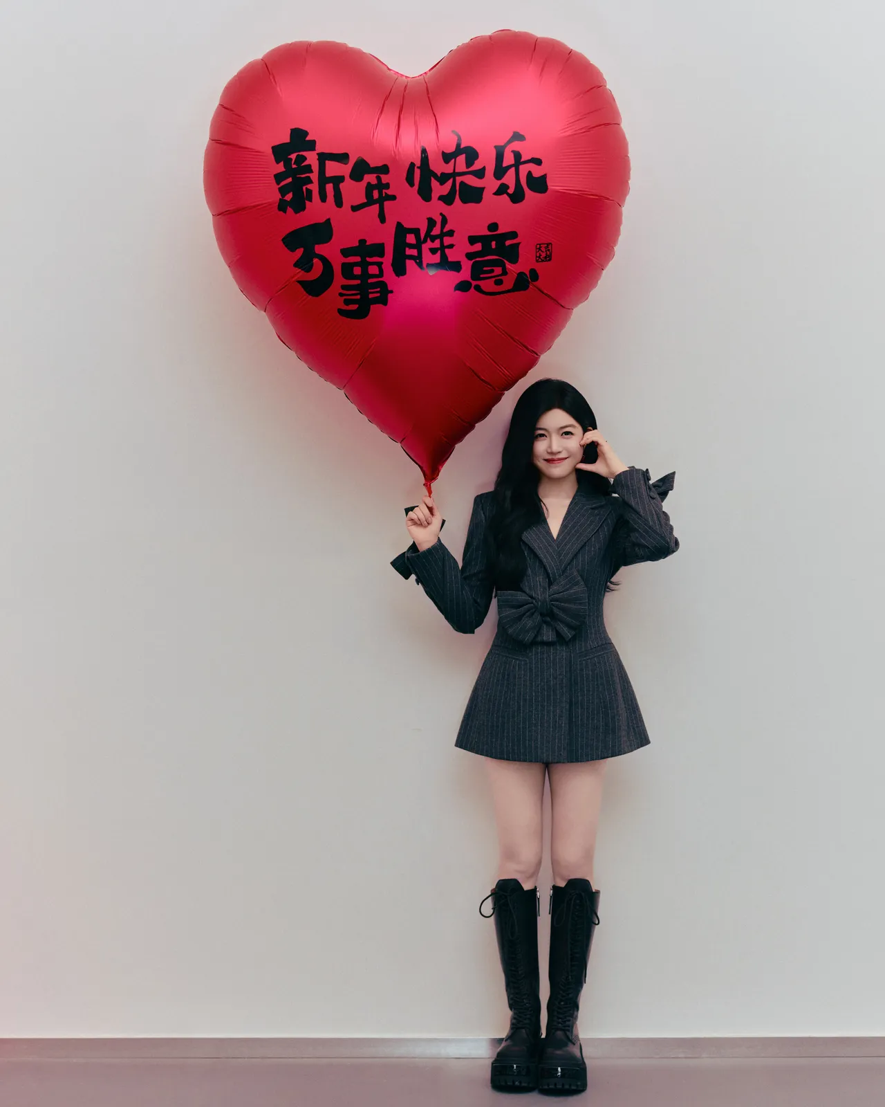 陳妍希初四送美照。翻攝陳妍希工作室微博