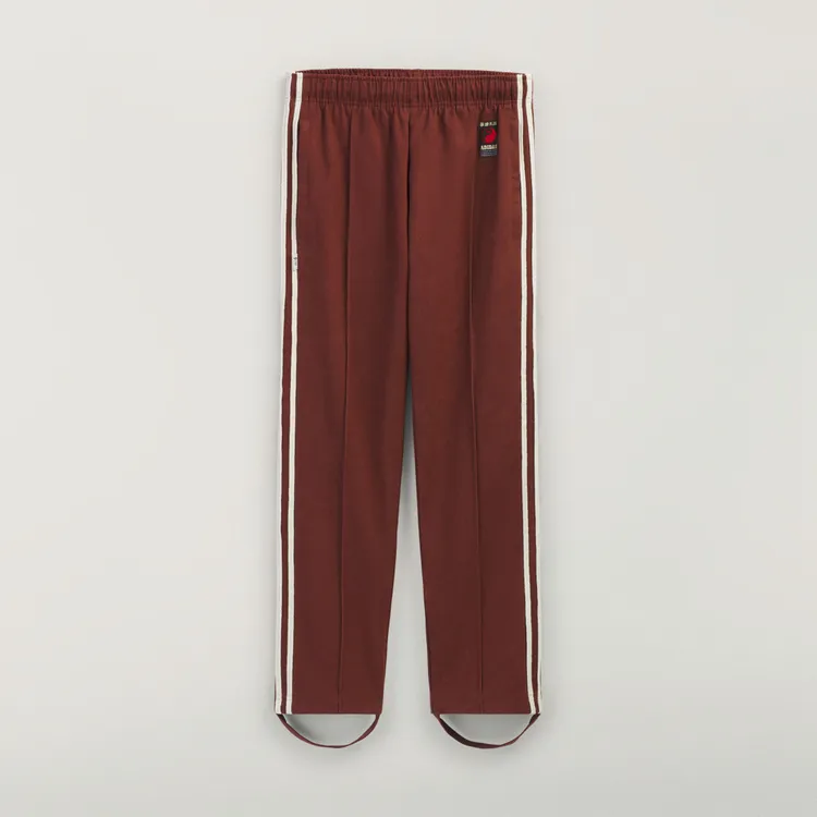 adidas Originals CLOT運動長褲，5290元。品牌提供