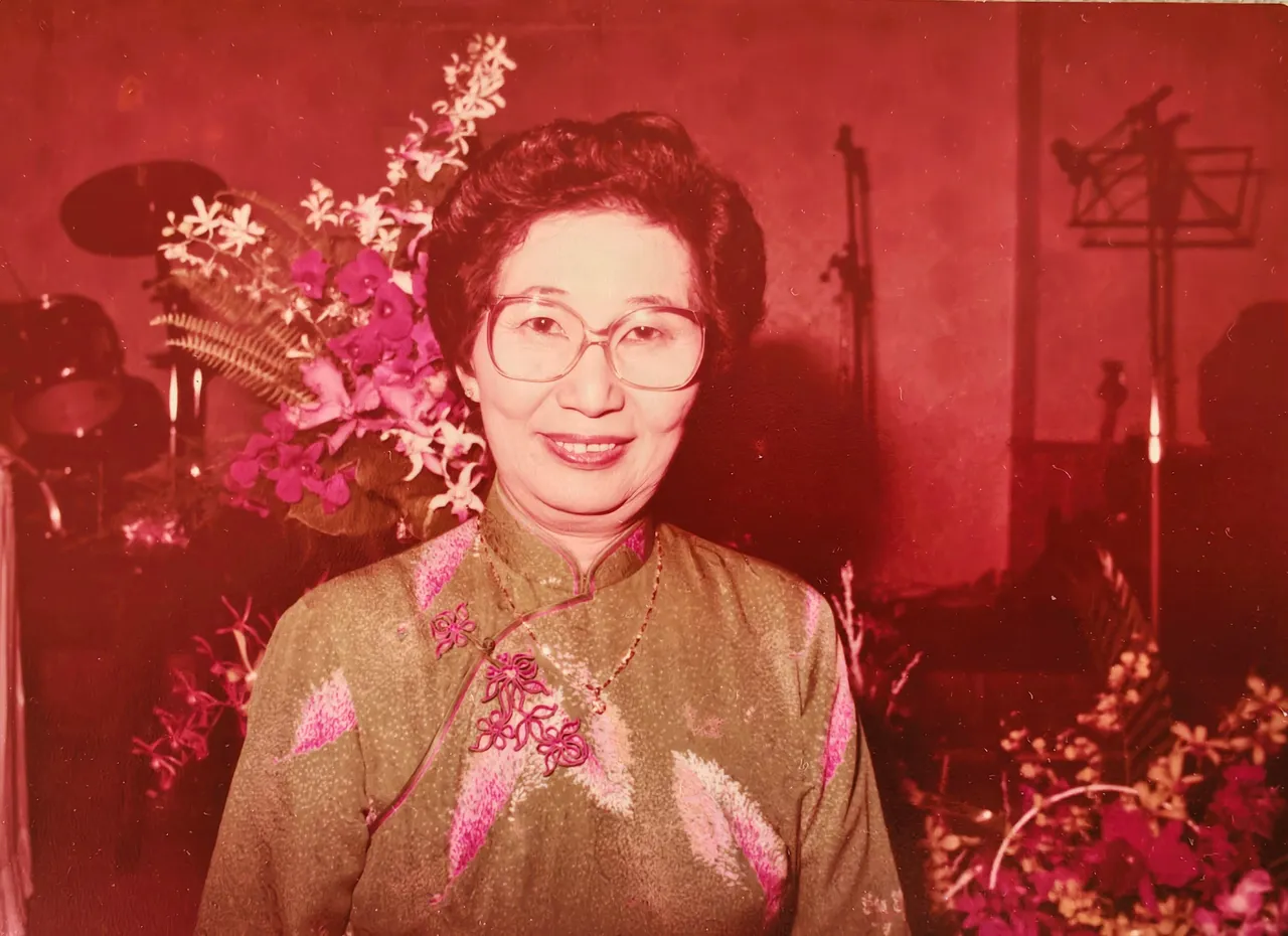 文章的媽媽過世13年了，但家中的擺設，都是媽媽的影子。翰森娛樂提供