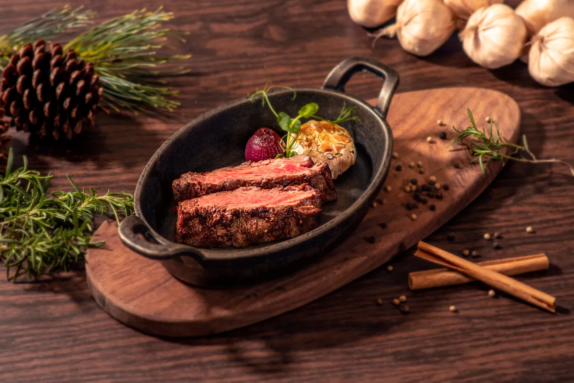 牛排館「PRIME ONE」餐點。台北花園大酒店提供