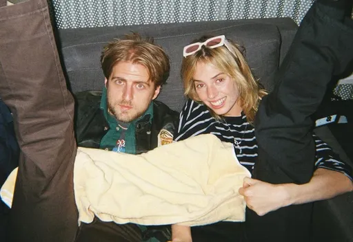 星二代情人節完婚！鄔瑪舒曼、伊森霍克世紀同框成焦點