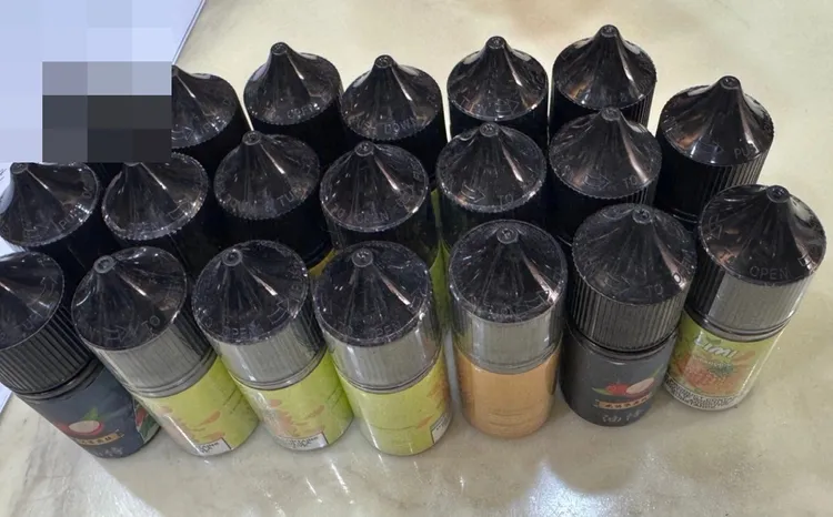 煙彈。民眾提供