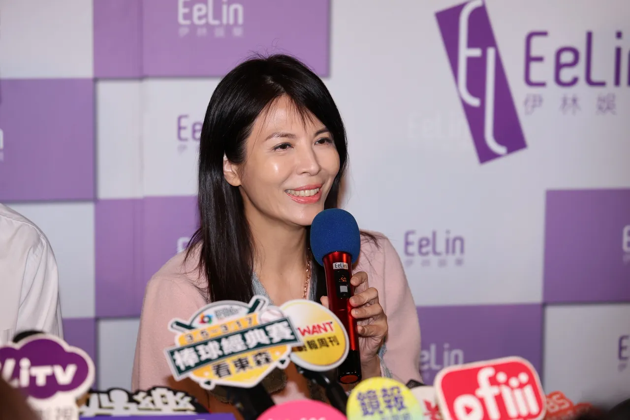 王百瑜忙於追星不想戀愛。莊宗達攝