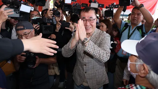 被徐巧芯說是綠側翼　四叉貓：李四川家族多人有前科是我害的嗎