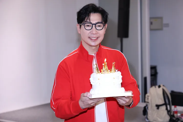 品冠提前慶生。莊宗達攝