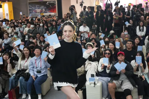 許瑋甯出書哽咽分享10年心情　被問楊丞琳尷尬回這句