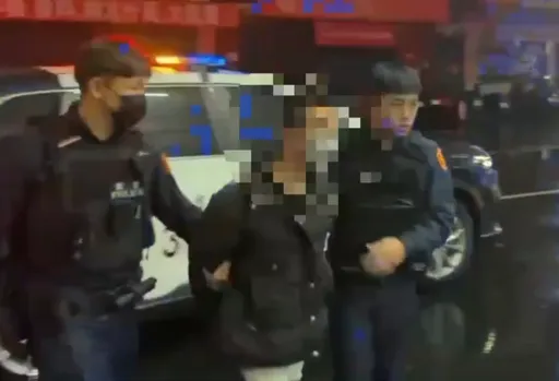 不爽被按喇叭害摔車！　三重男怒持刀棍「嗆輸贏」下場出爐