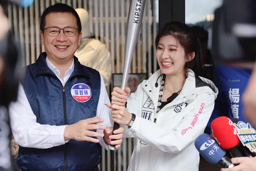 送球棒盼「強棒出擊」！羅智強、楊植斗力挺李明璇：守住關鍵一席