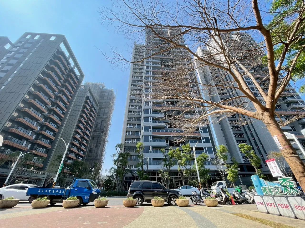 小檜溪商圈房市買氣持續熱絡。台灣房屋新埔藝文直營店提供