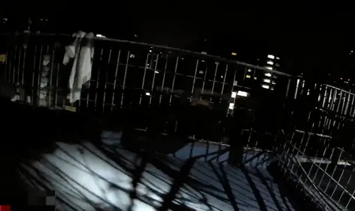 「真的不要！」北市婦欲墜樓　警狂奔緊握她手...死神手中搶人