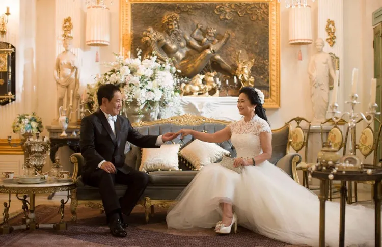 馬如龍（左）和沛小嵐2015年補拍婚紗。翻攝自馬如龍（專屬粉絲網頁）