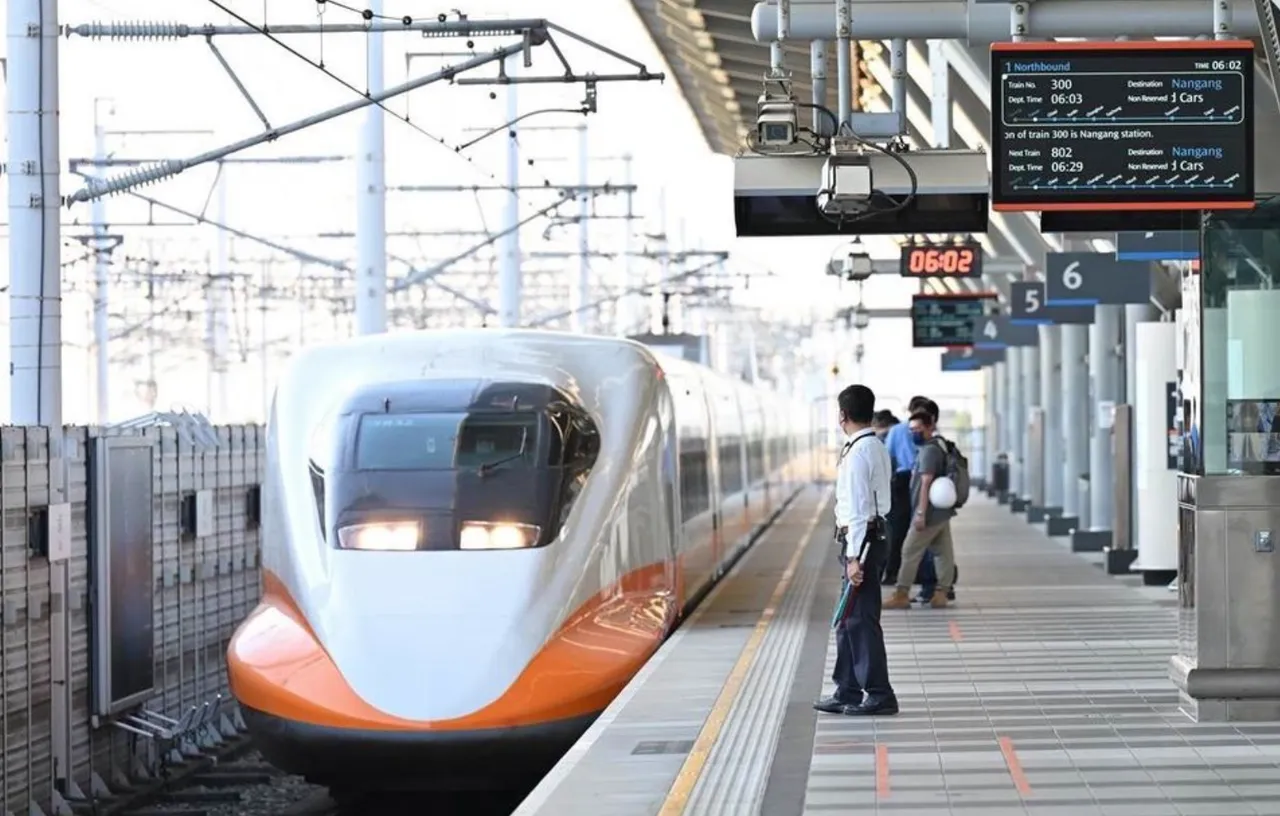 高鐵新增開車次採全新停靠模式，1985車次停靠台北及板橋站後不停靠台中站。高鐵提供